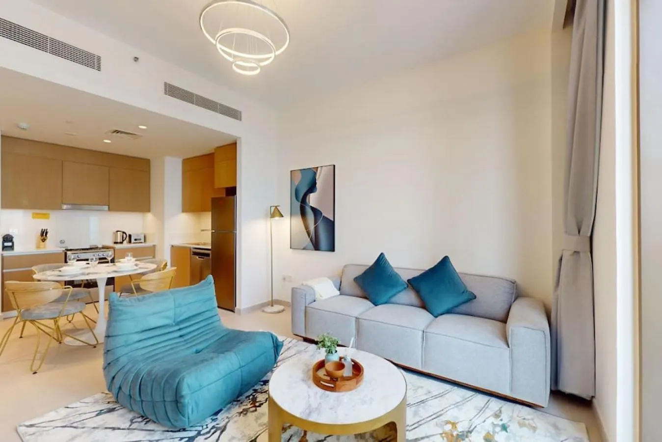 Summer At Creek Beach - Elegant One Bedroom Dubai Apartment